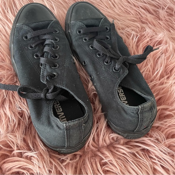 Converse size 8 black excellent condition - Picture 5 of 6